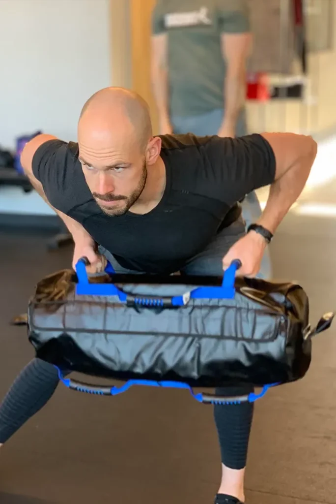Mark Dorninger - Kettlebell.eu - drvt Sandbag Training